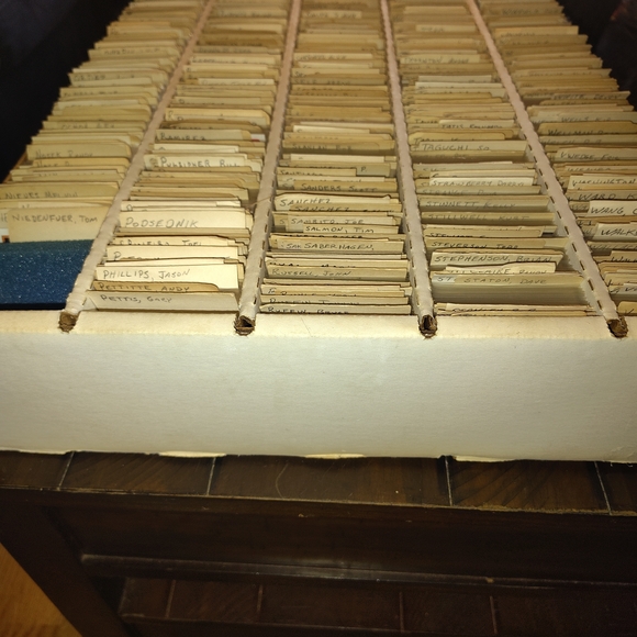 Multi-Color Card Storage Box - Picture 2 of 4